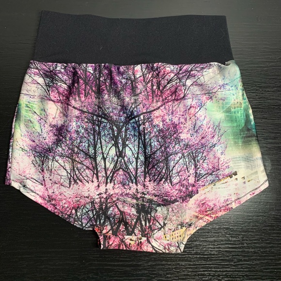 dance shorts, basically leotard bottoms ! - Picture 2 of 2